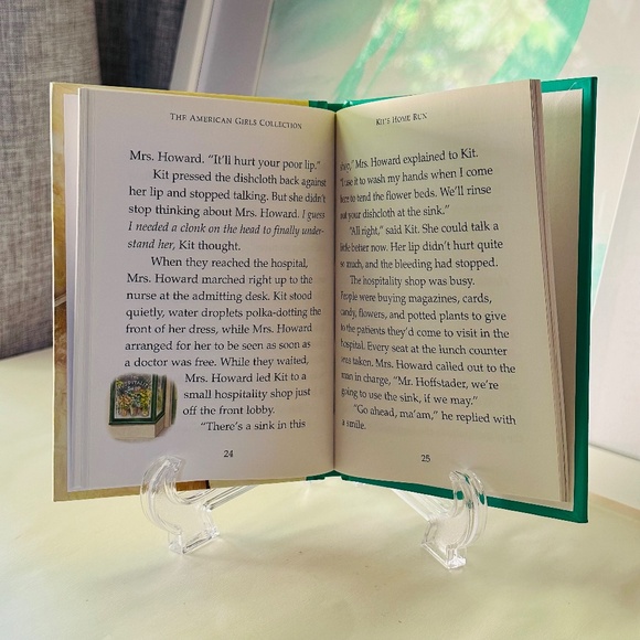 NEW American Girls Short Stories Kit's Home Run Hardcover Book Mini - Picture 2 of 3